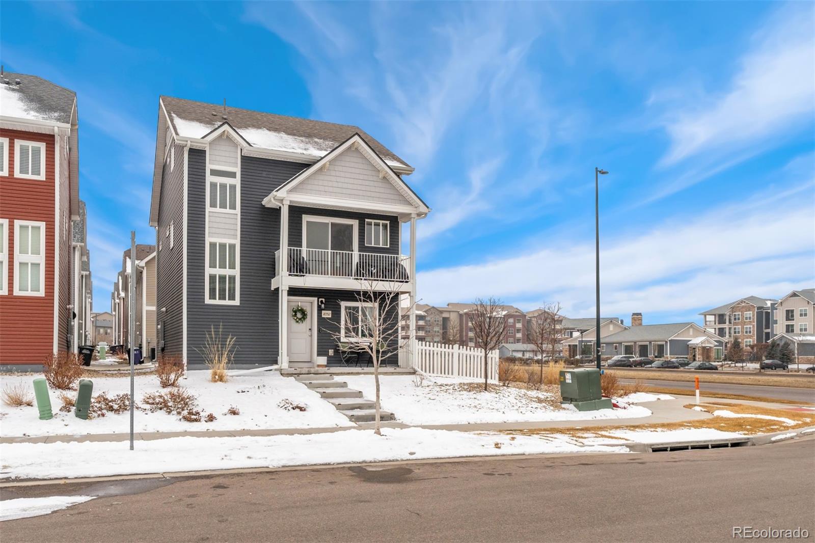 MLS Image #2 for 18552 e 54th avenue,denver, Colorado