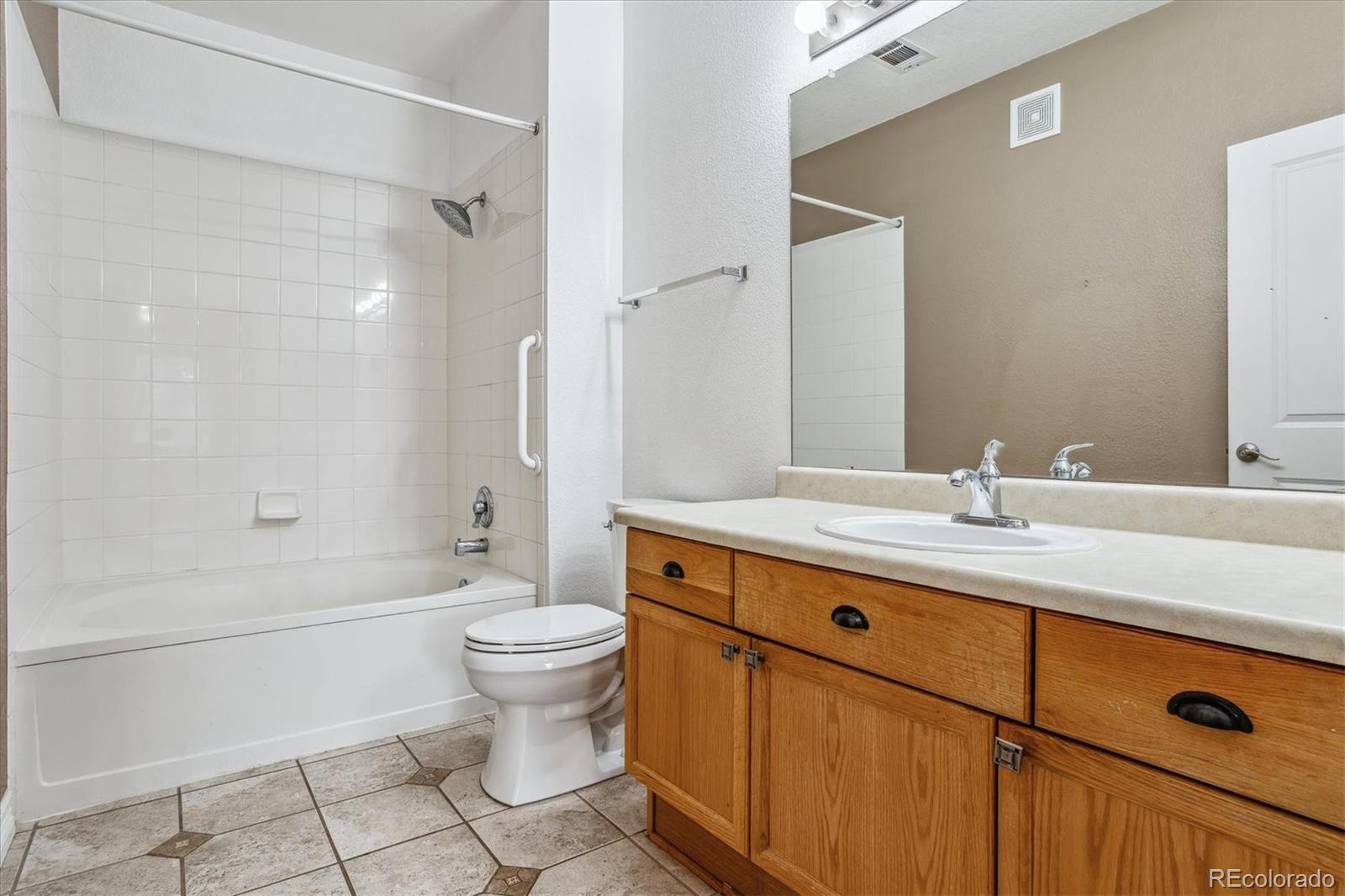 MLS Image #18 for 4085 s crystal circle 103,aurora, Colorado