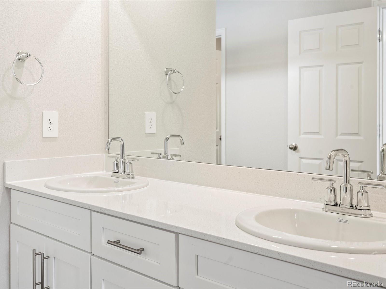 MLS Image #21 for 6571 n malaya street,aurora, Colorado