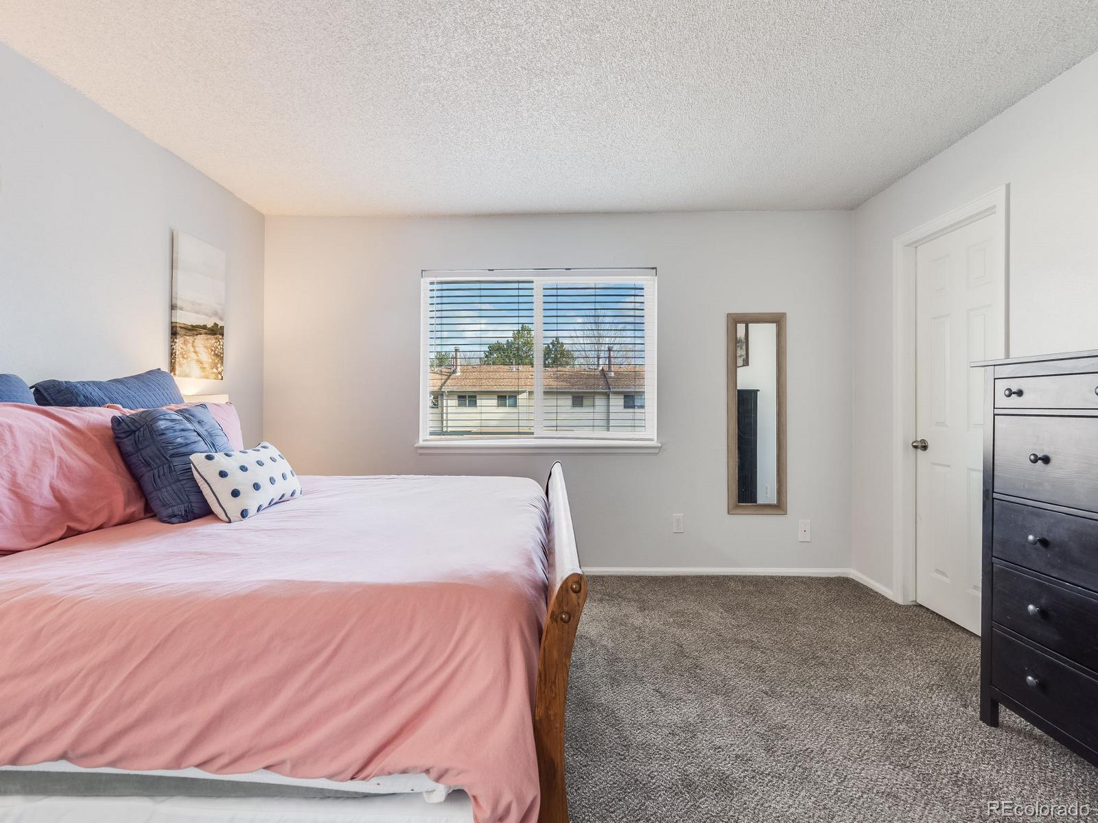 MLS Image #14 for 1294 s troy street,aurora, Colorado