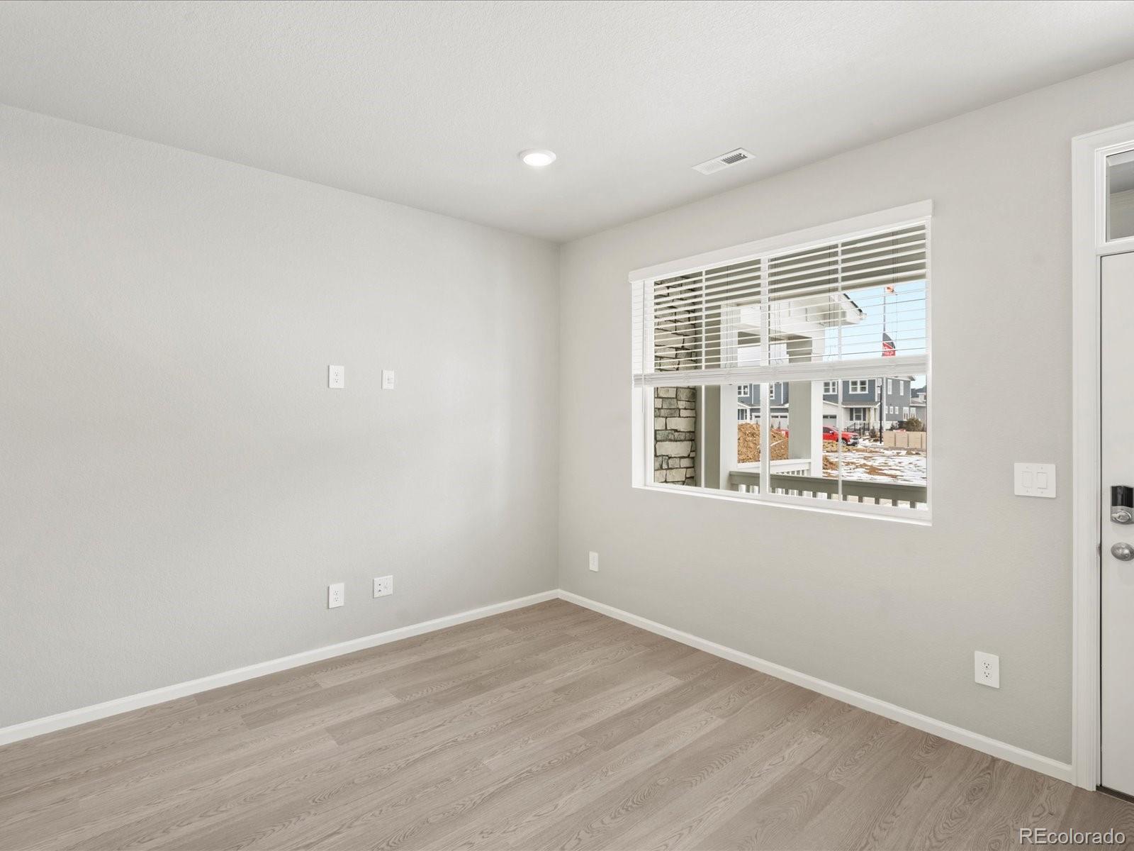 MLS Image #5 for 6541 n malaya street,aurora, Colorado