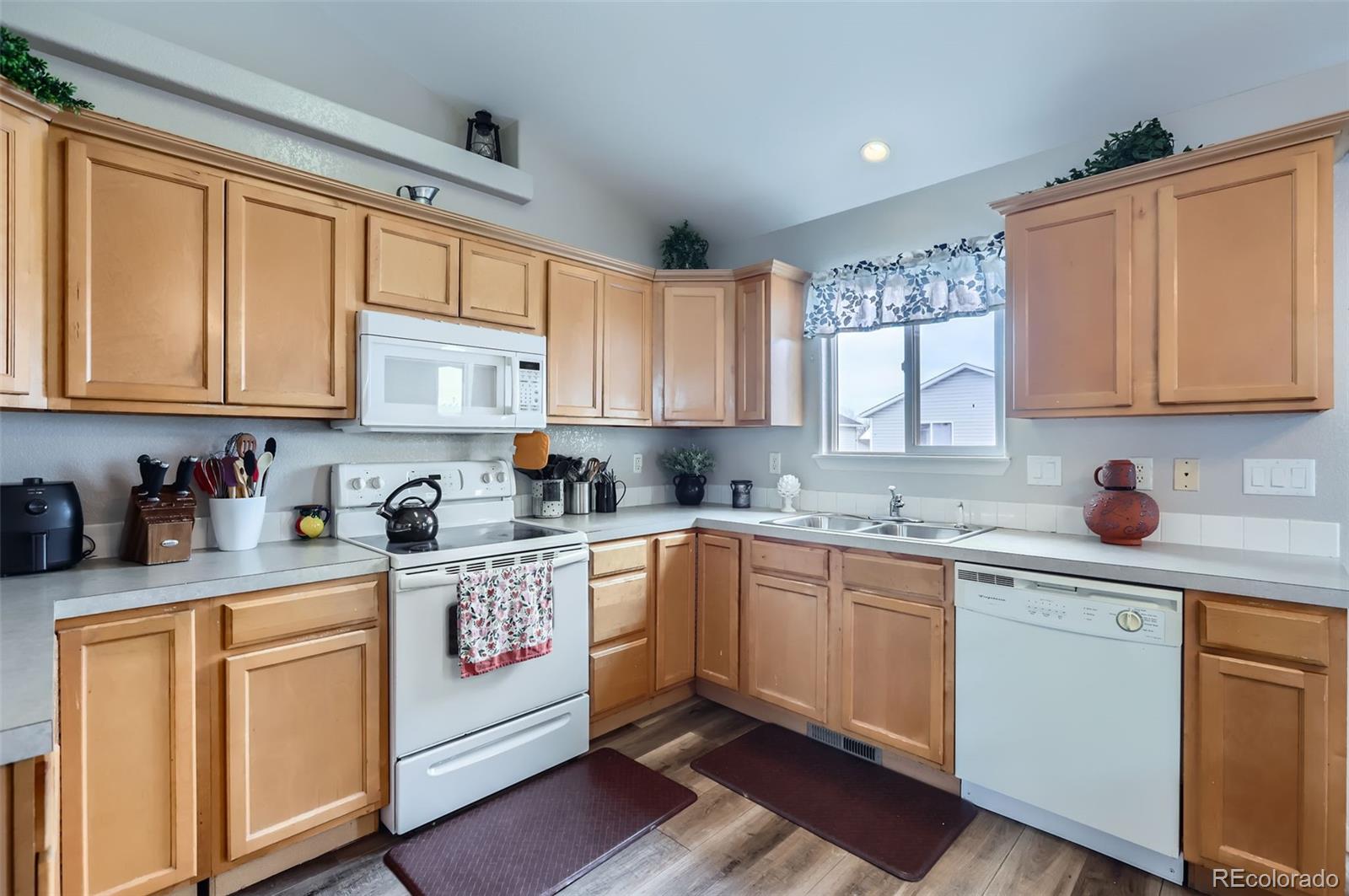 MLS Image #2 for 2814  40th avenue,greeley, Colorado