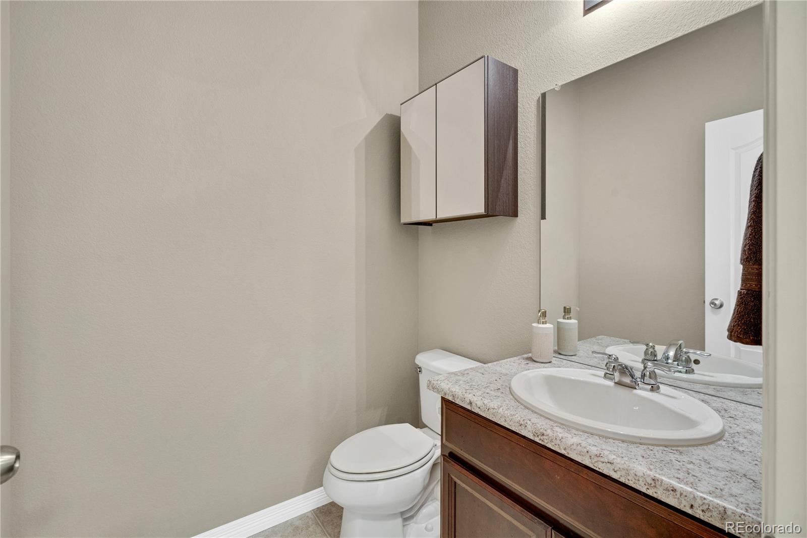 MLS Image #7 for 226 n millbrook street,aurora, Colorado