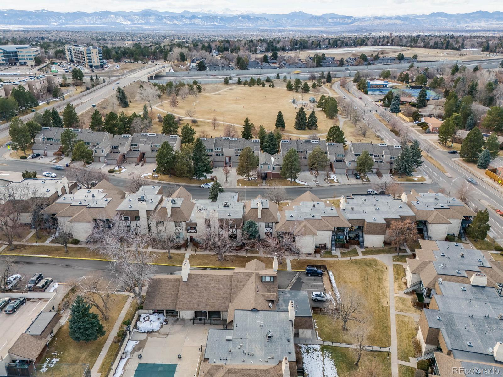 MLS Image #33 for 4250 s olive street,denver, Colorado