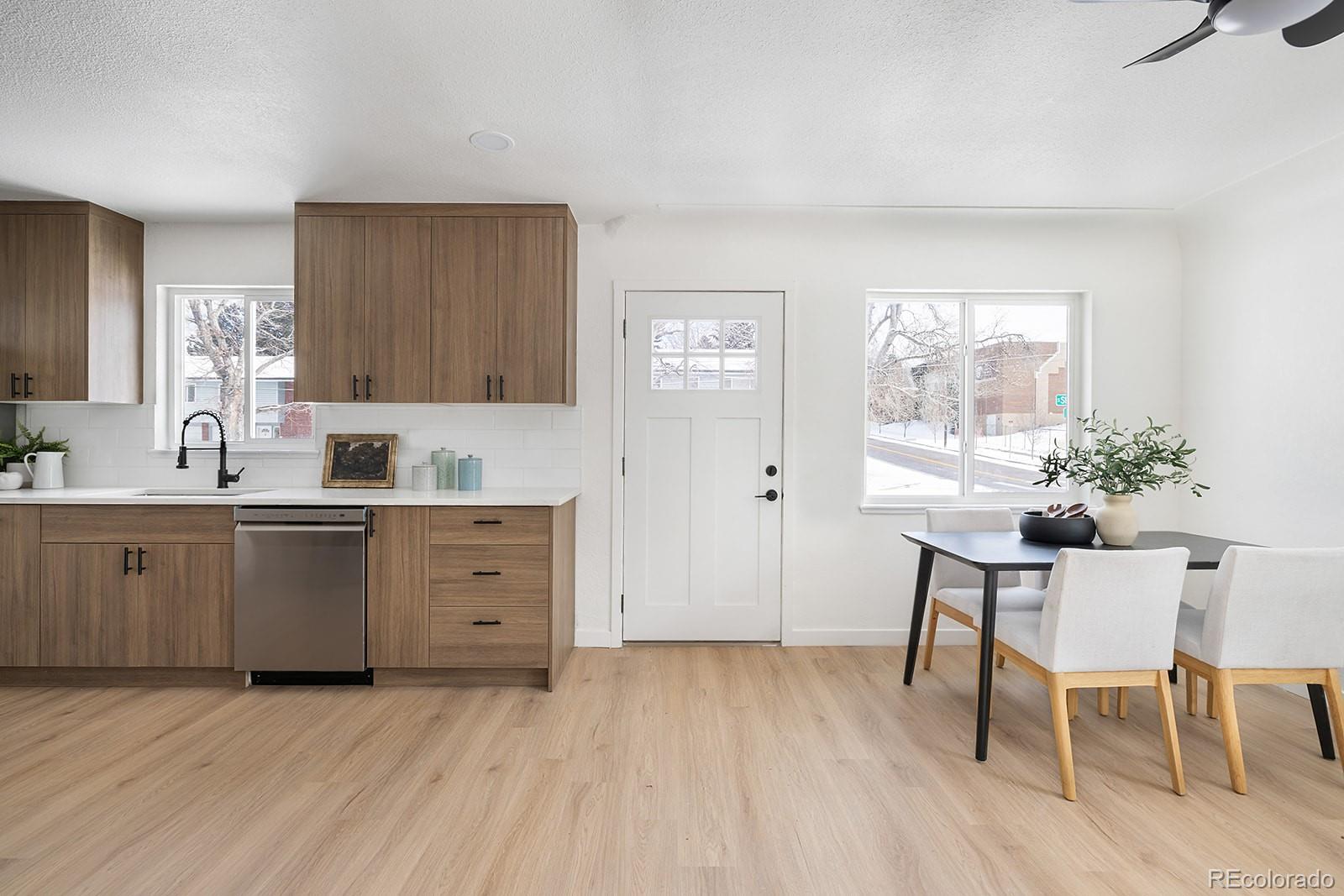 MLS Image #4 for 2293 s sherman street,denver, Colorado