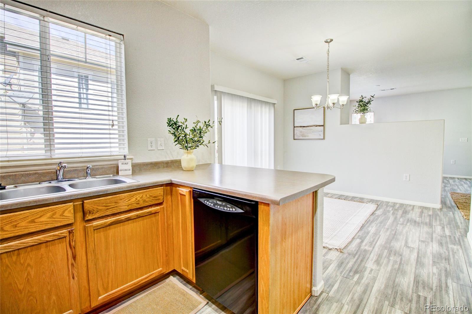 MLS Image #8 for 13033  grant circle b,thornton, Colorado