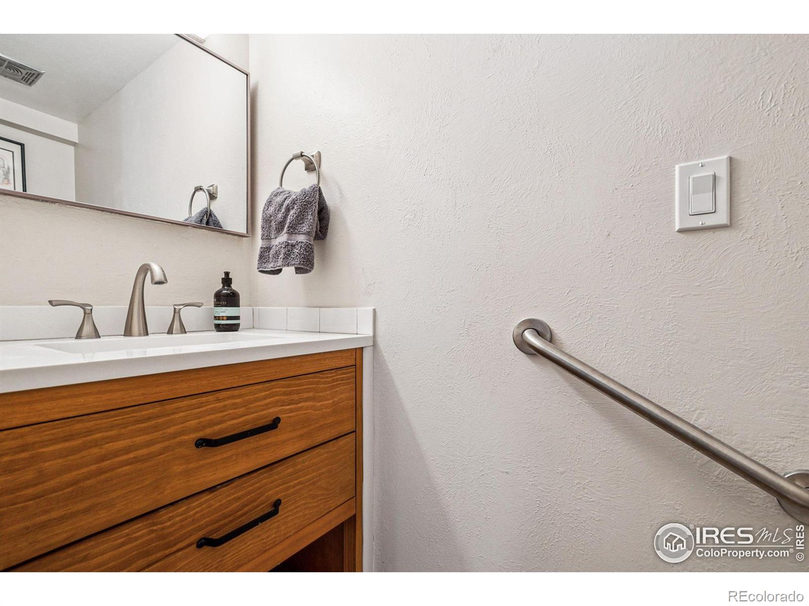 MLS Image #13 for 2557 s dover street,lakewood, Colorado