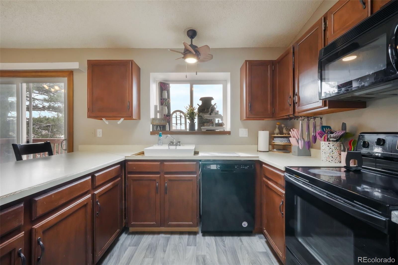 MLS Image #13 for 8460  rain dance court,colorado springs, Colorado