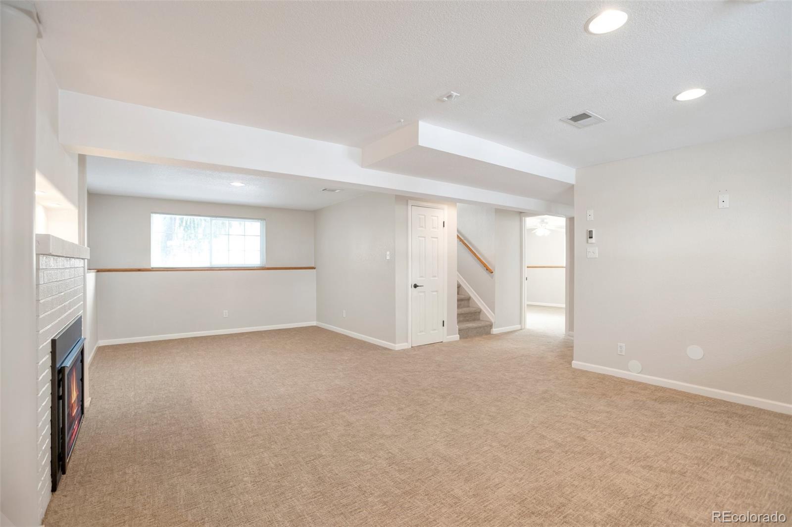 MLS Image #11 for 2963 s ivan way,denver, Colorado