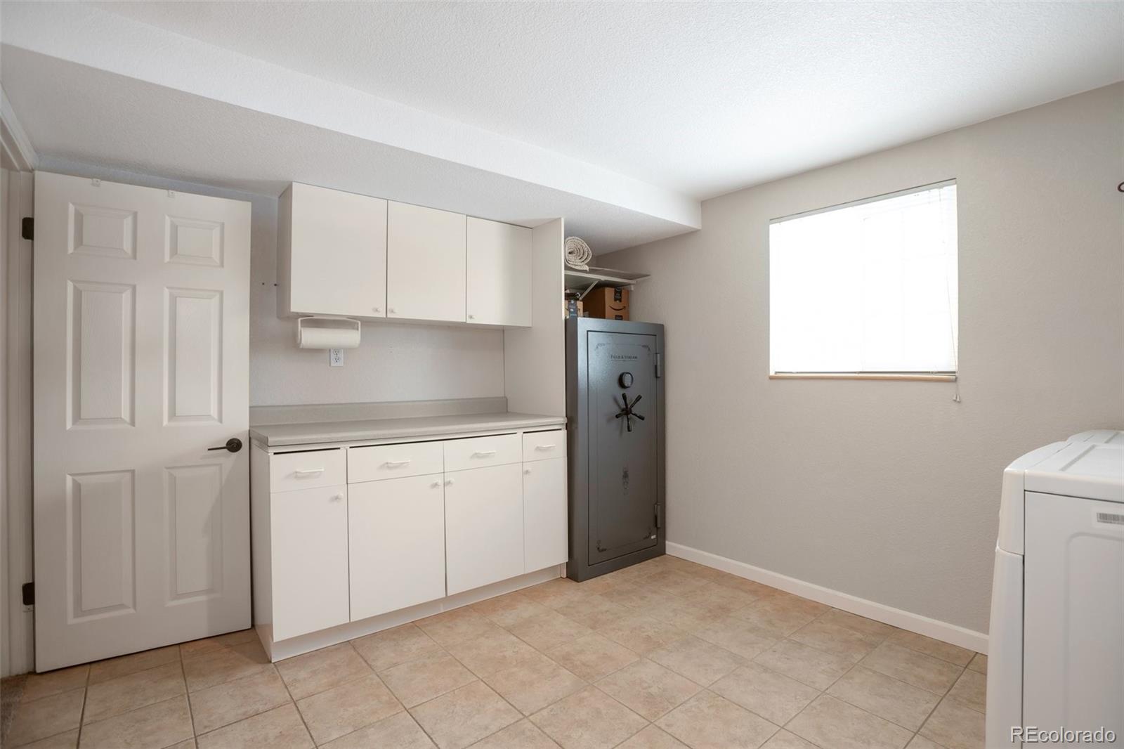 MLS Image #19 for 2963 s ivan way,denver, Colorado