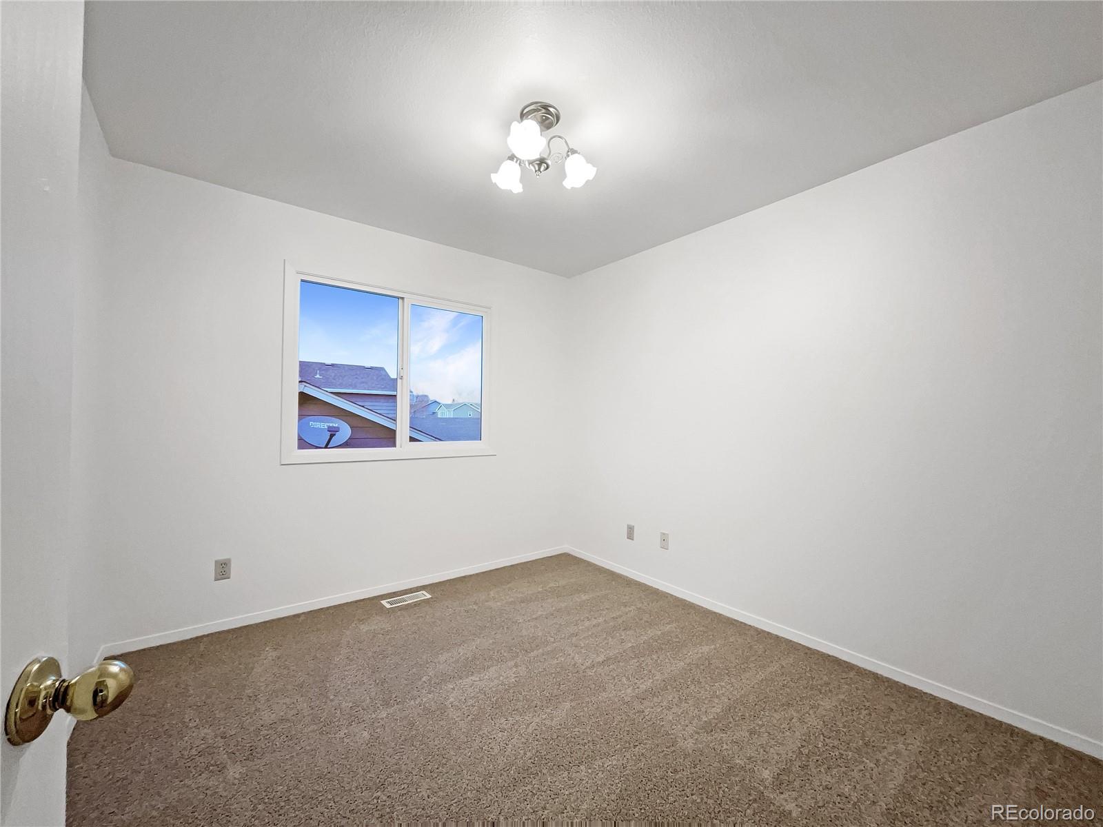 MLS Image #21 for 1697  oxford drive,loveland, Colorado