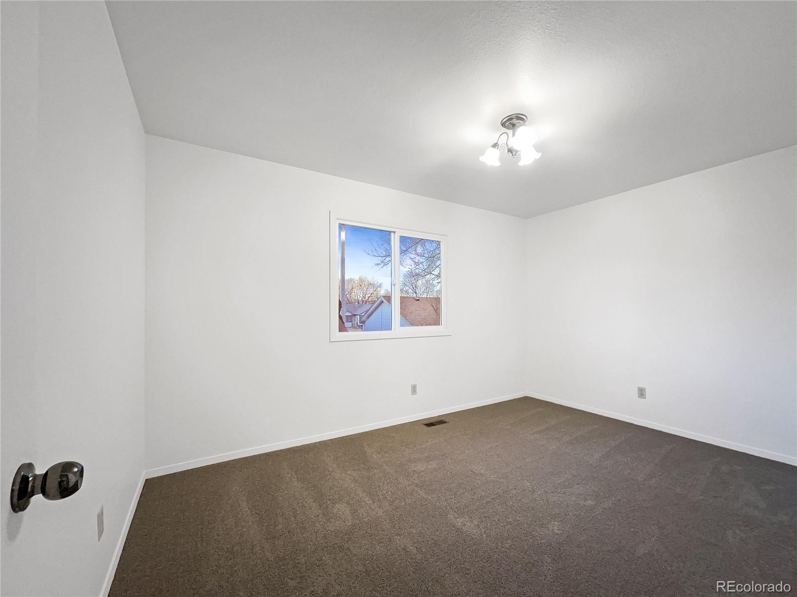 MLS Image #22 for 1697  oxford drive,loveland, Colorado