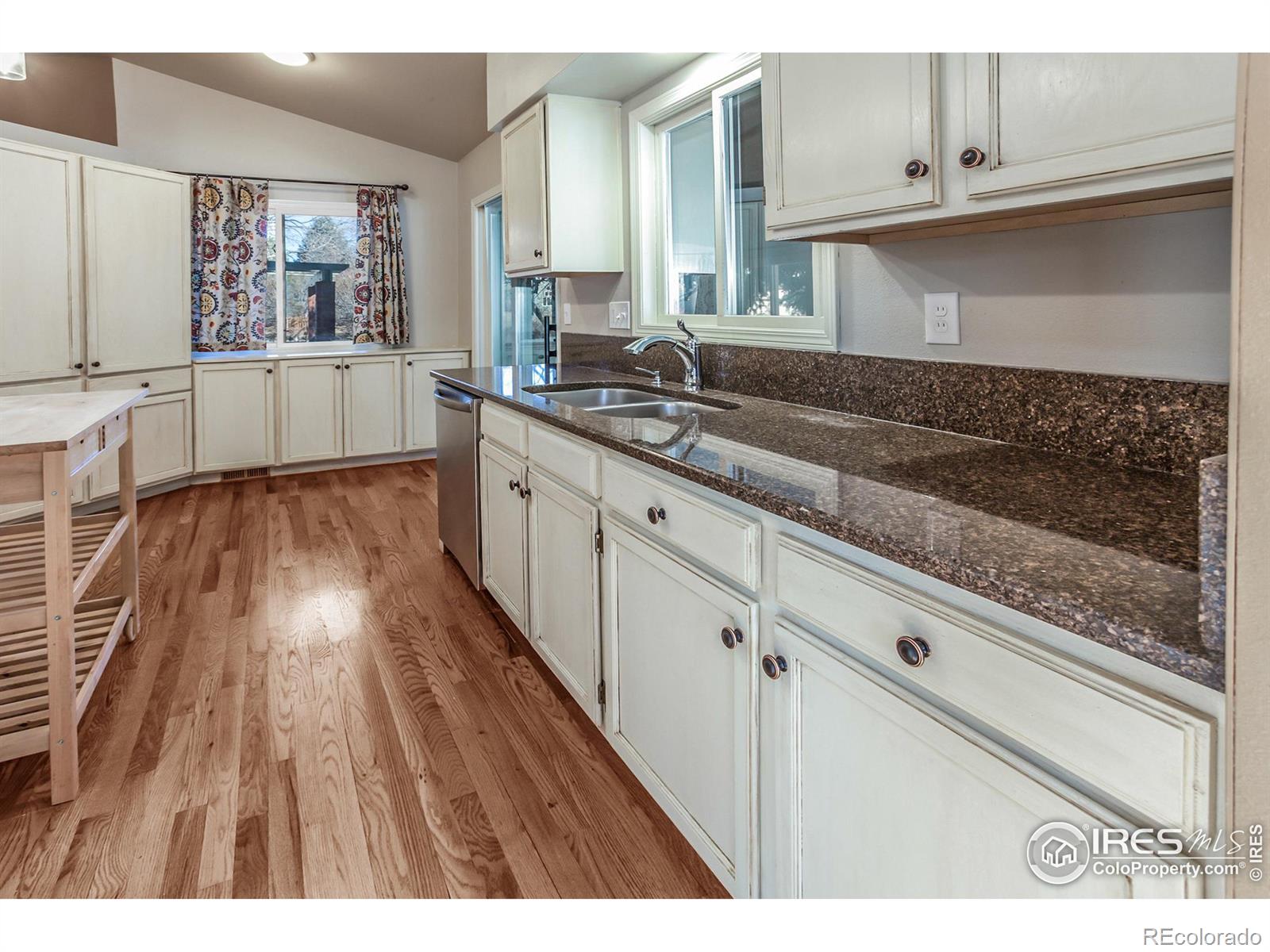 MLS Image #17 for 1438  front nine drive,fort collins, Colorado