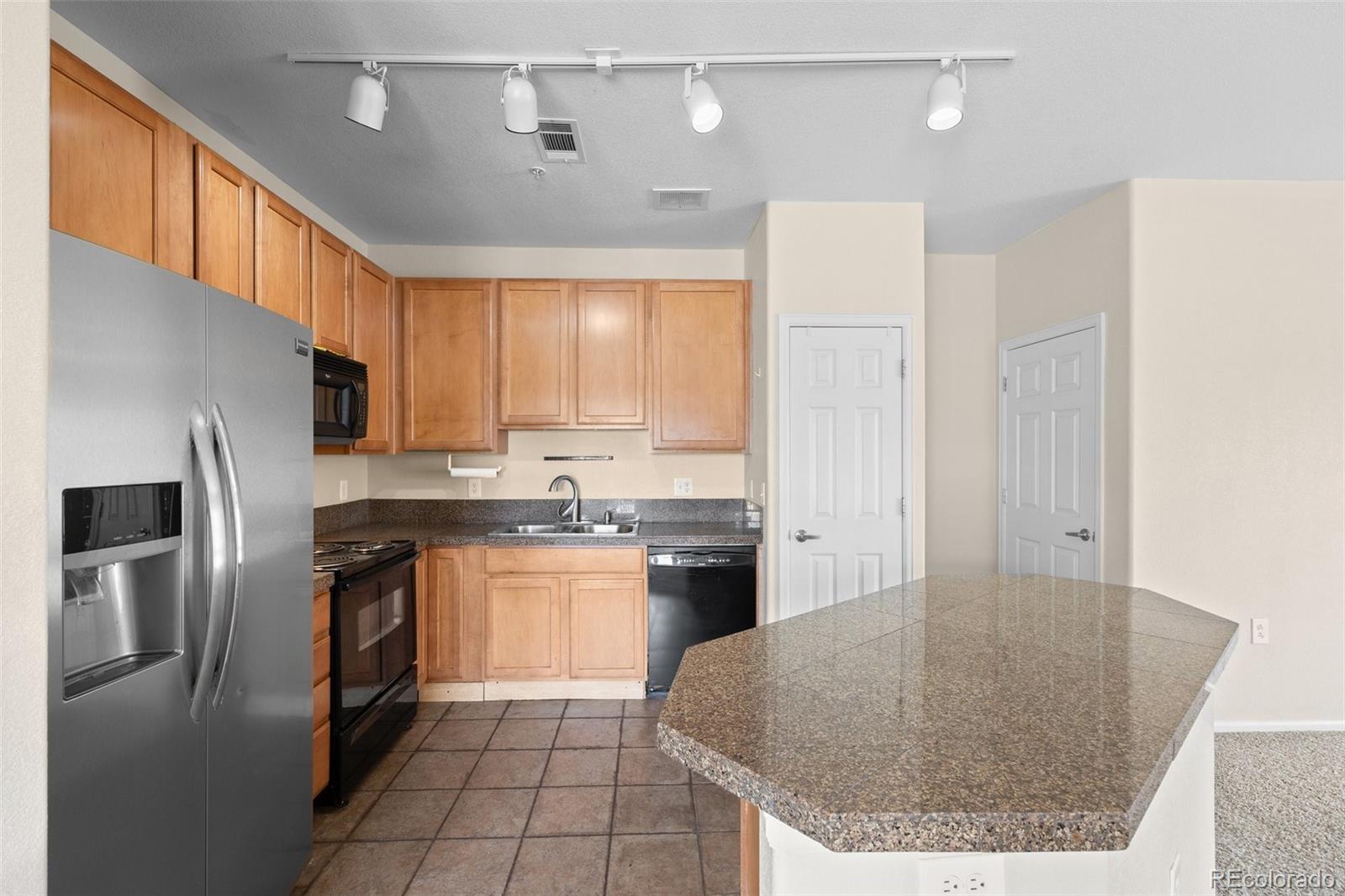 MLS Image #9 for 2662 s cathay way,aurora, Colorado