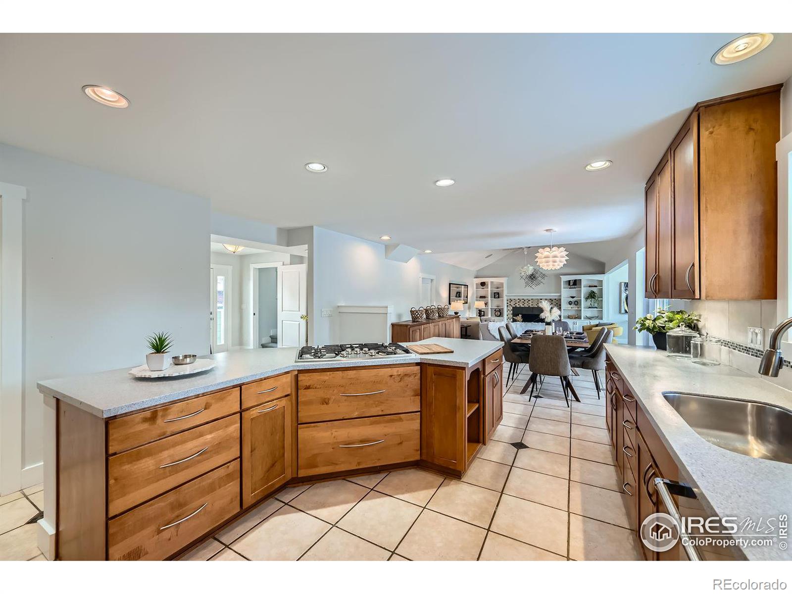 MLS Image #6 for 4869  kellogg circle,boulder, Colorado