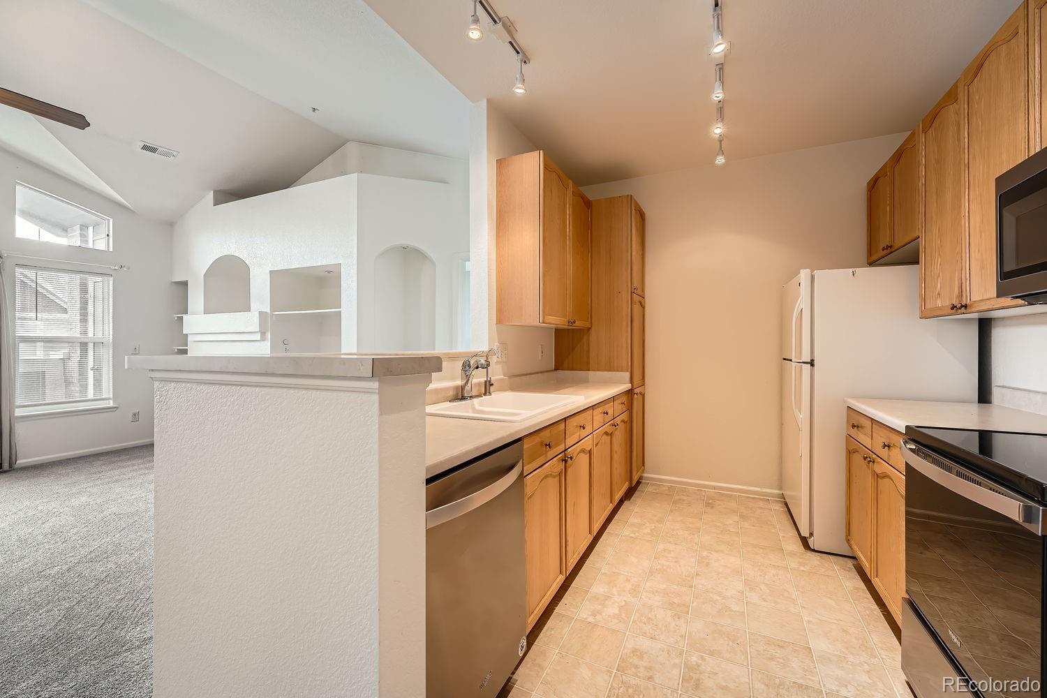 MLS Image #13 for 14211 e 1st drive 308,aurora, Colorado