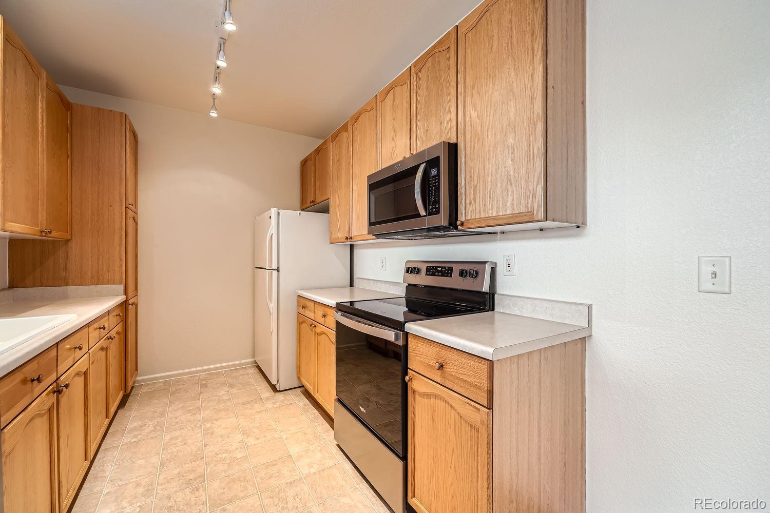 MLS Image #14 for 14211 e 1st drive 308,aurora, Colorado