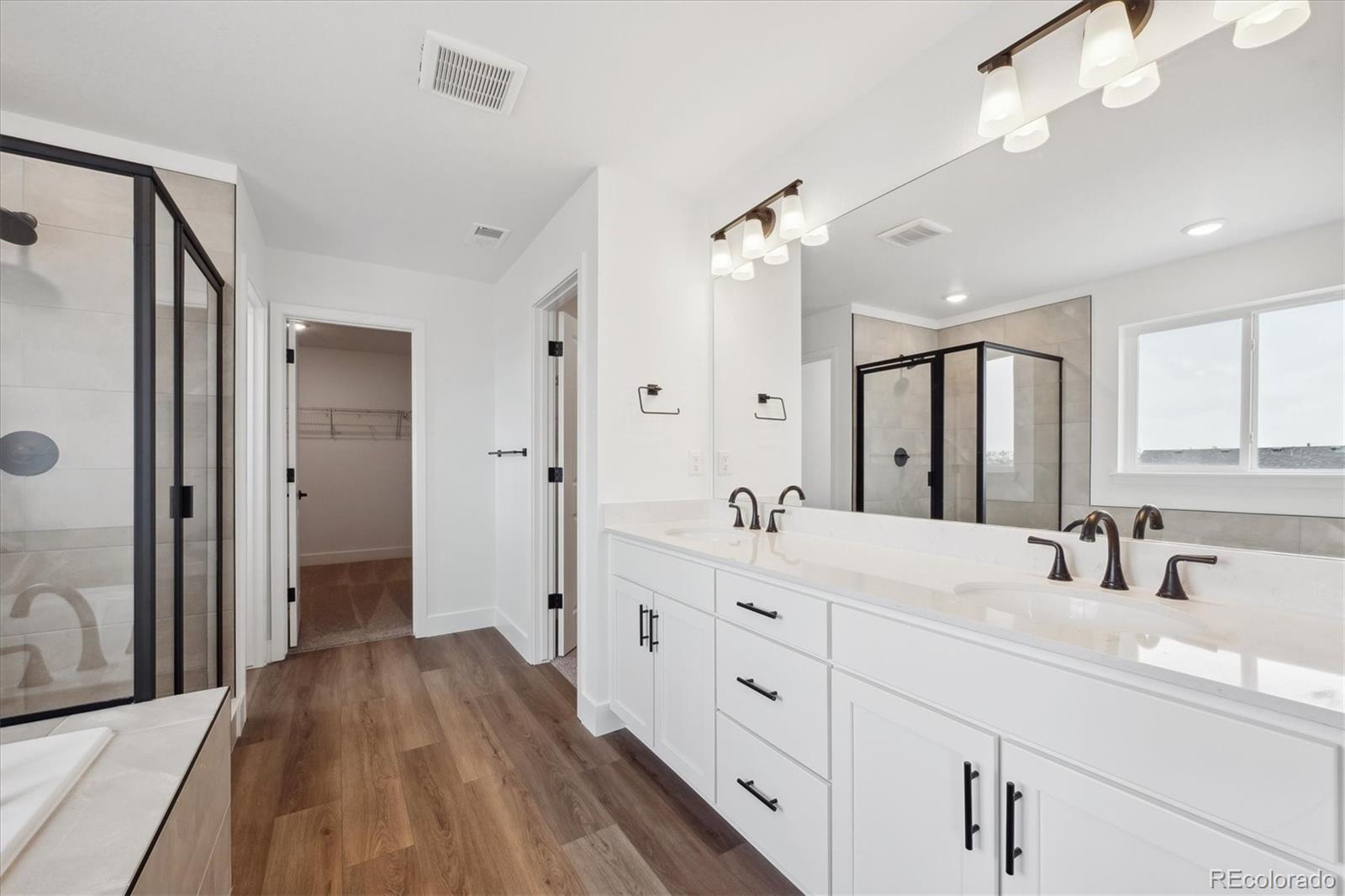 MLS Image #15 for 7016 e 126th place,thornton, Colorado