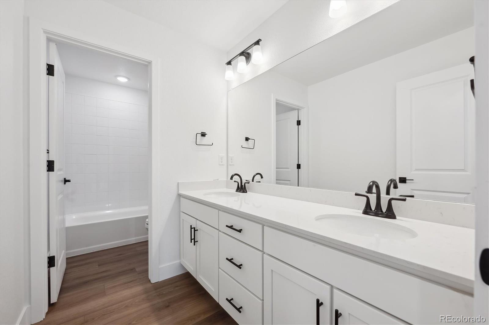 MLS Image #18 for 7016 e 126th place,thornton, Colorado