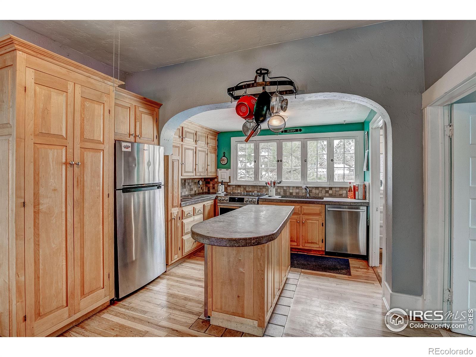 MLS Image #11 for 419 e laurel street,fort collins, Colorado