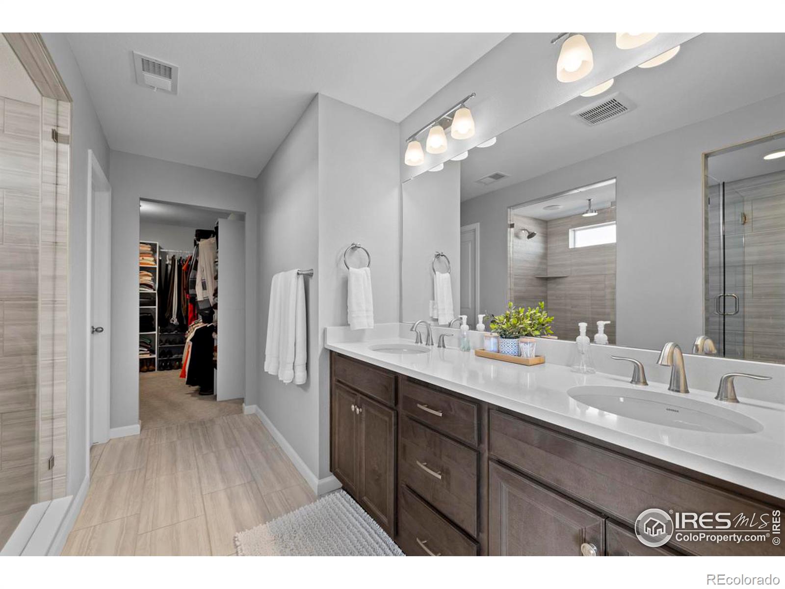 MLS Image #17 for 5966  indian wells court,windsor, Colorado