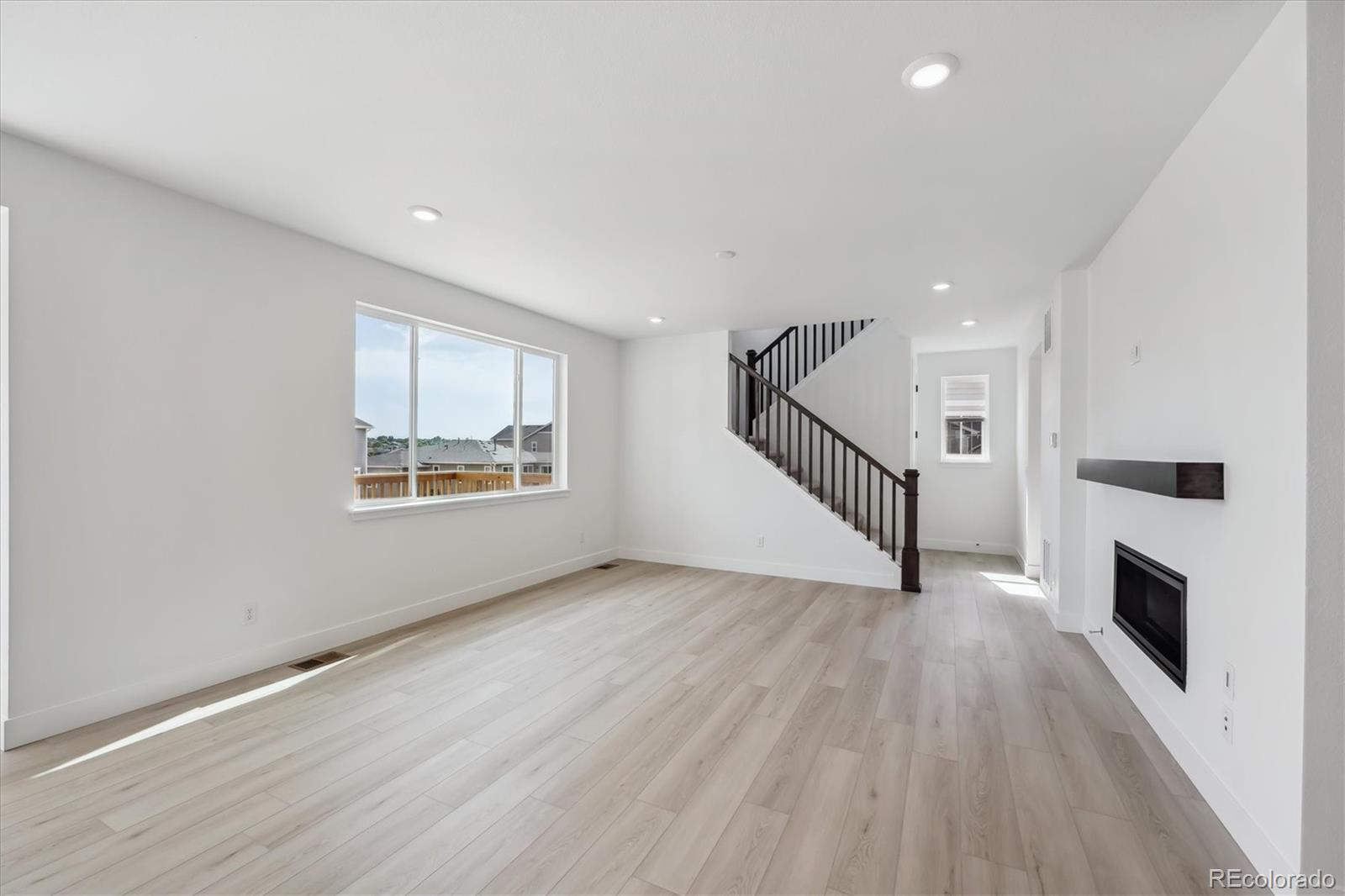 MLS Image #10 for 7036 e 126th place,thornton, Colorado