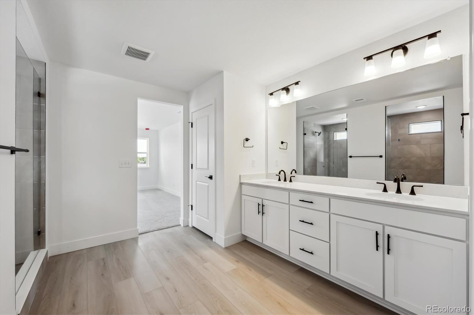 MLS Image #16 for 7036 e 126th place,thornton, Colorado