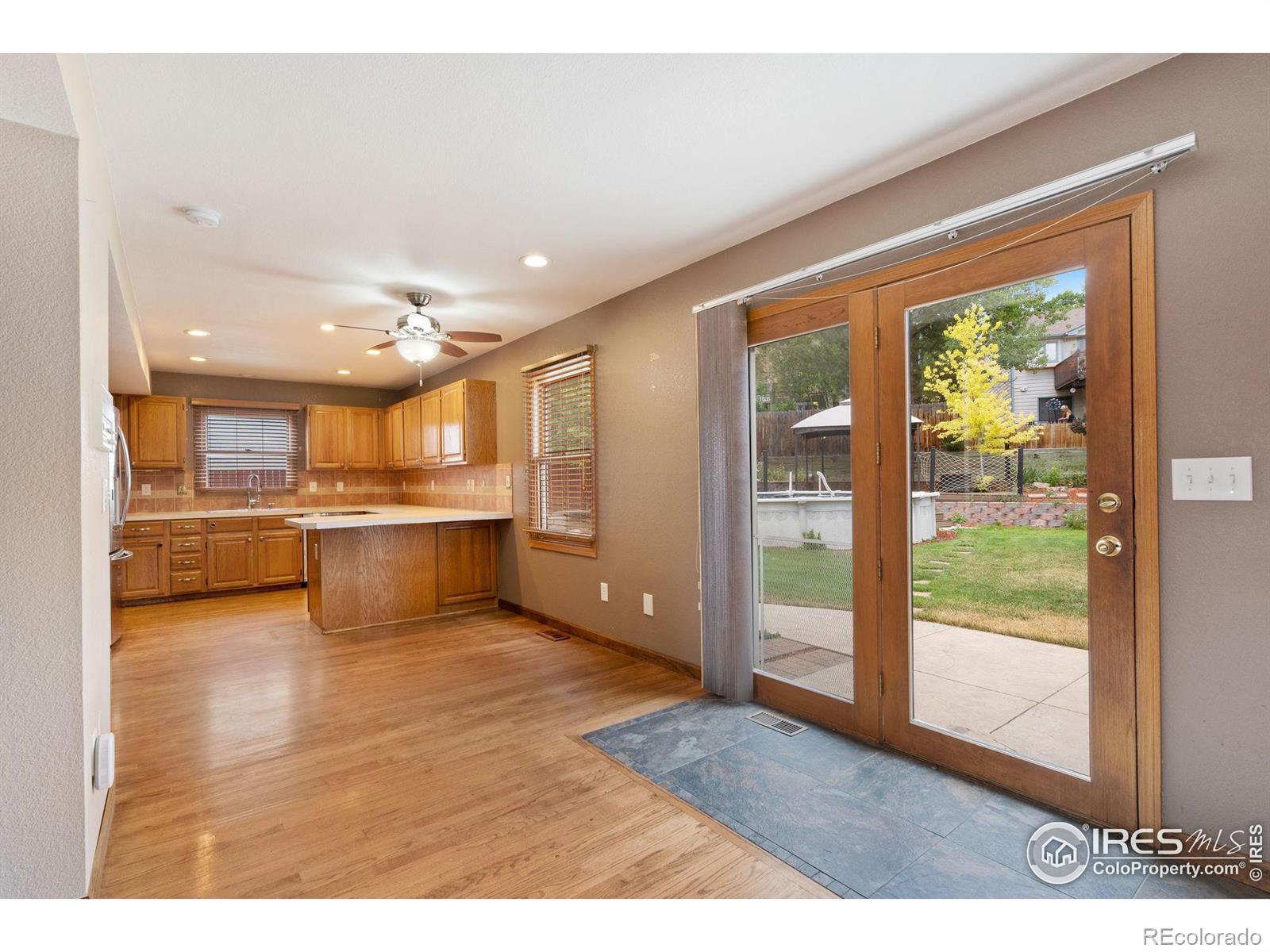 MLS Image #10 for 560 s 9th street,berthoud, Colorado