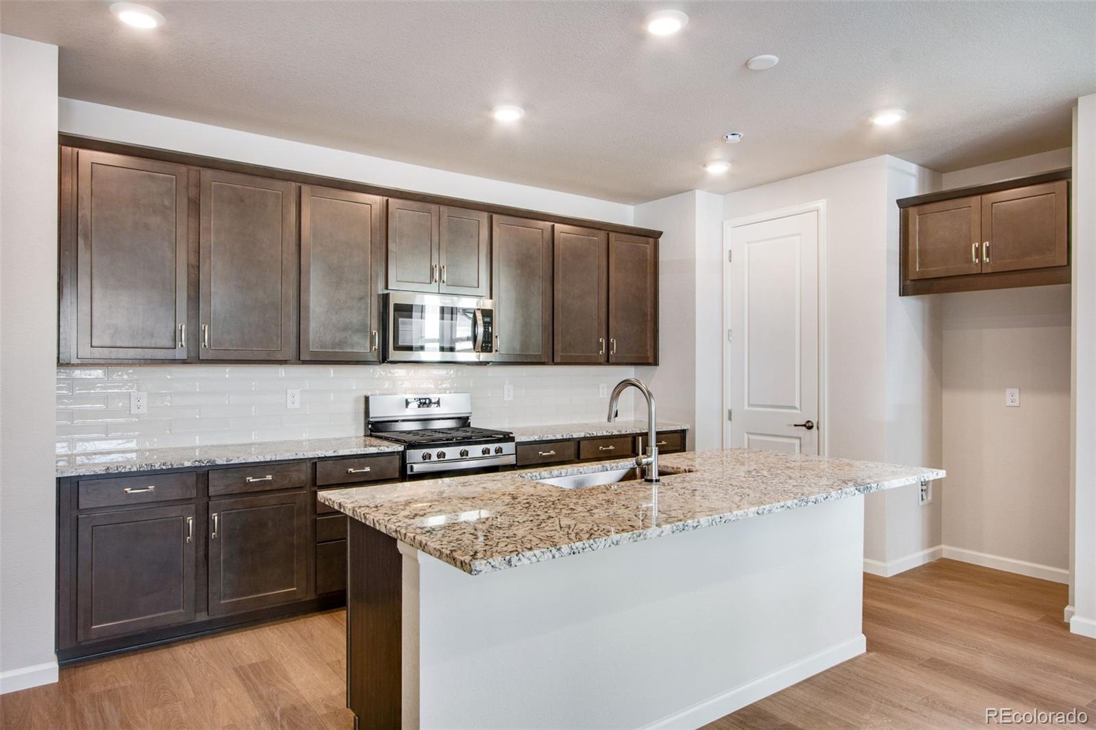 MLS Image #1 for 1419  great western drive,longmont, Colorado