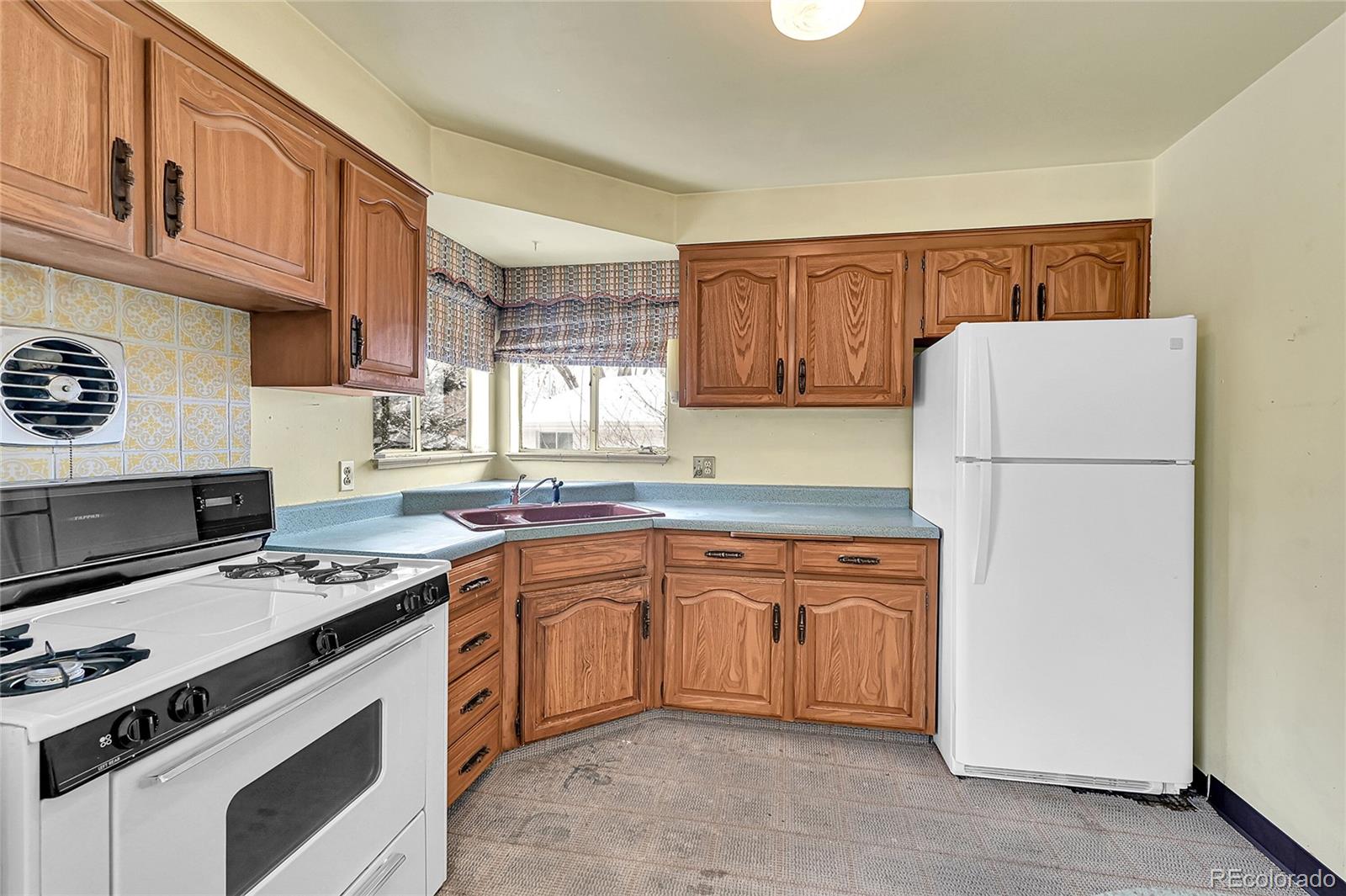 MLS Image #11 for 6512  upham street,arvada, Colorado