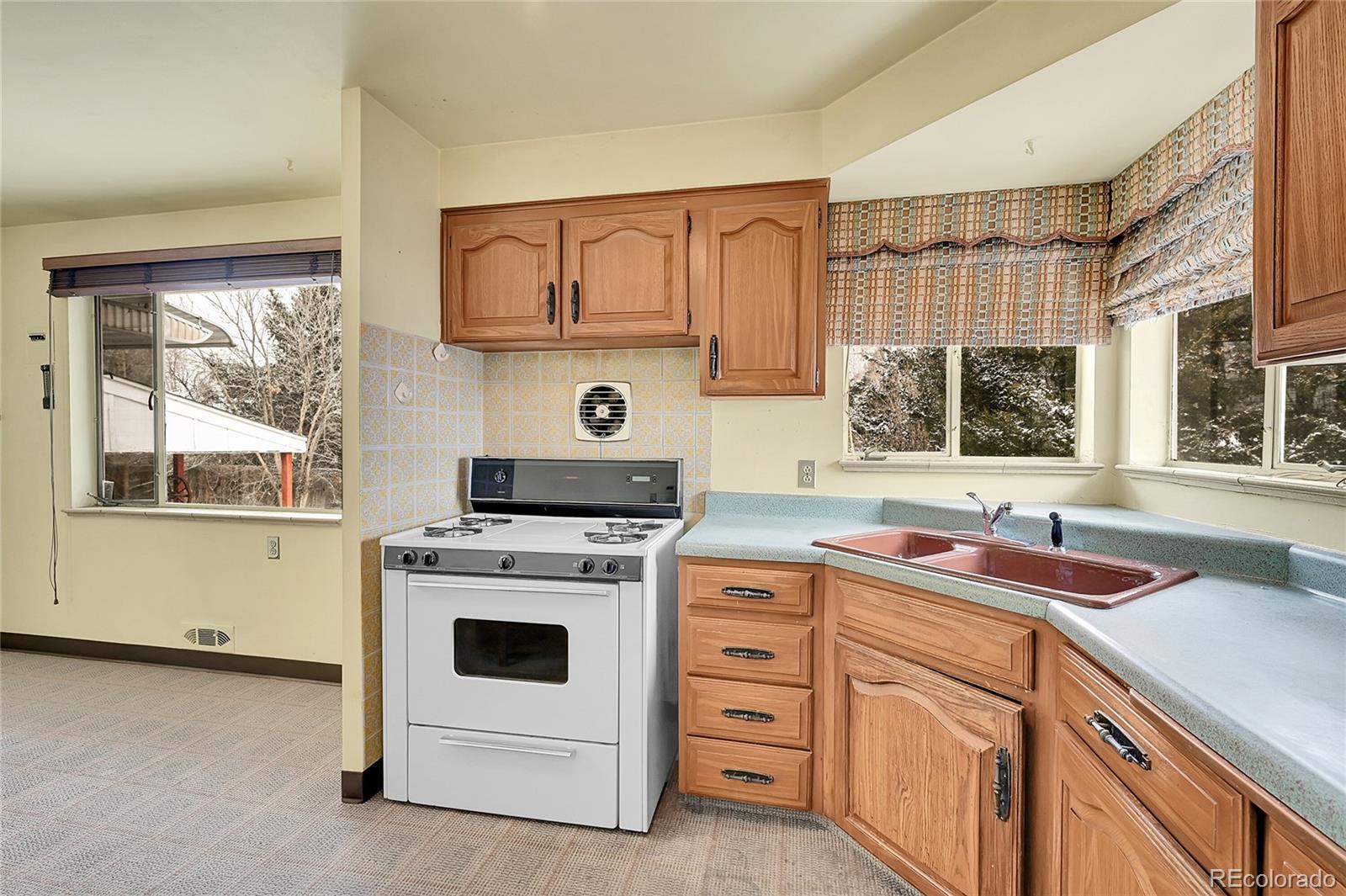 MLS Image #12 for 6512  upham street,arvada, Colorado