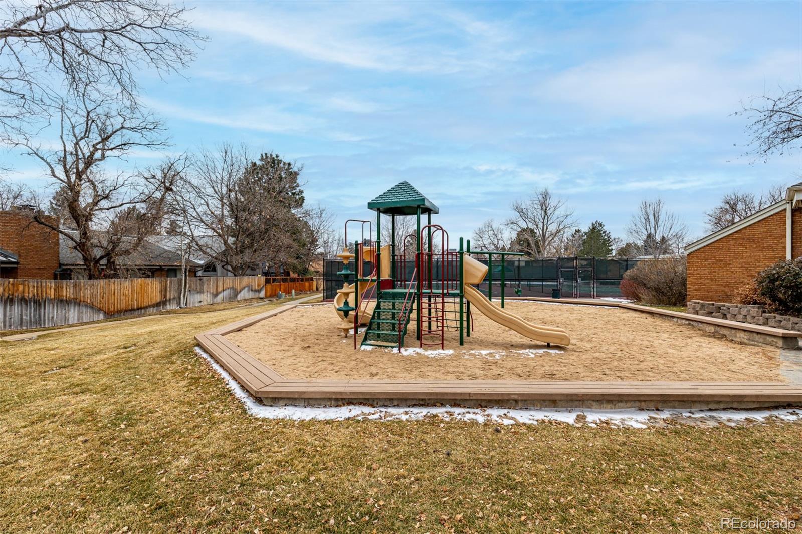 MLS Image #44 for 11861 e yale court,aurora, Colorado