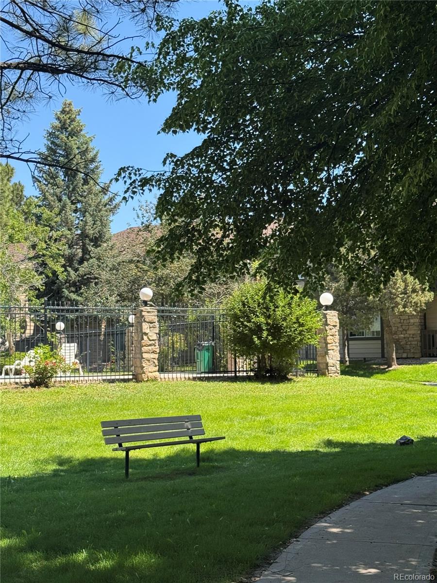 MLS Image #3 for 1850 s pitkin circle b,aurora, Colorado