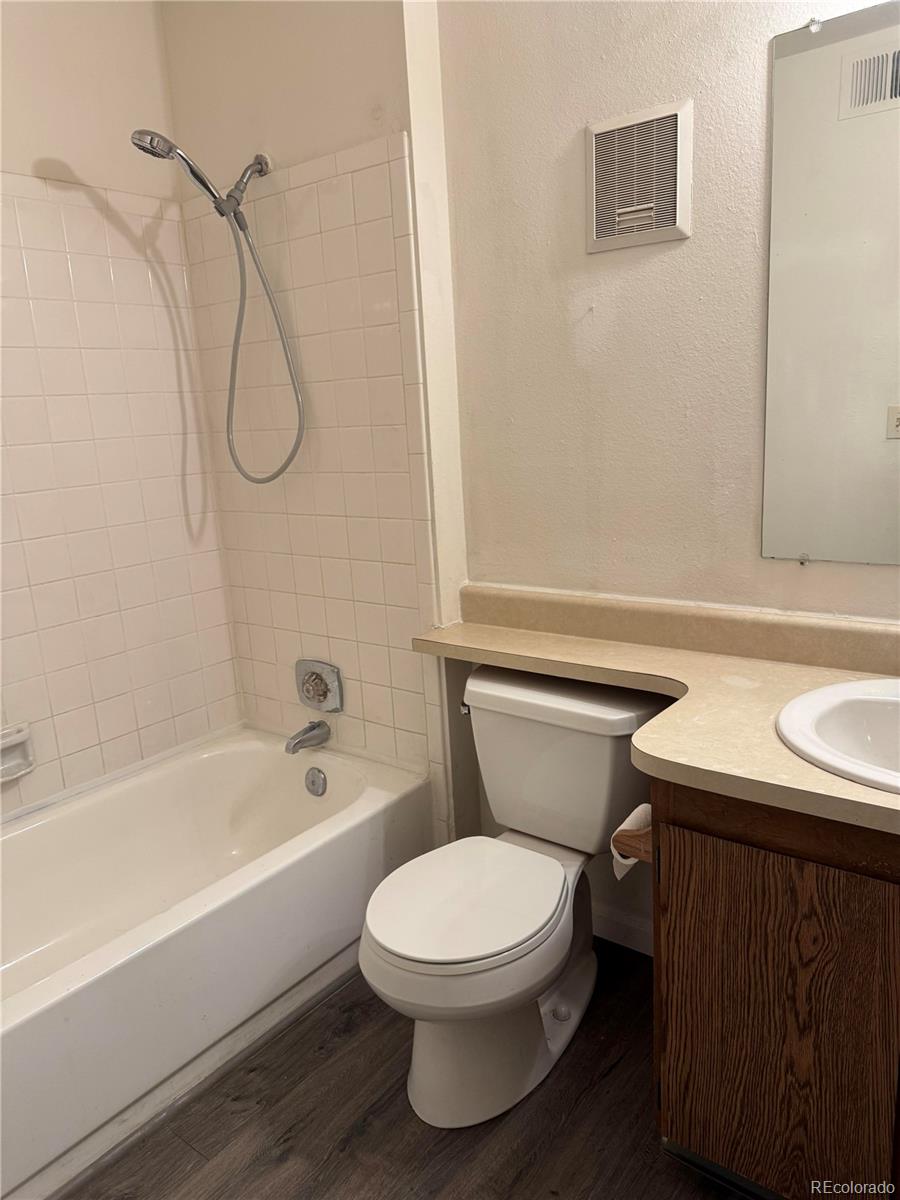 MLS Image #5 for 1850 s pitkin circle,aurora, Colorado