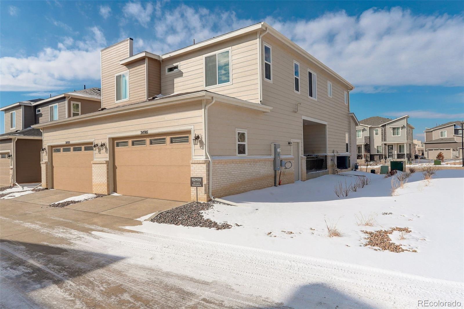 MLS Image #2 for 24501 e 41st avenue,aurora, Colorado