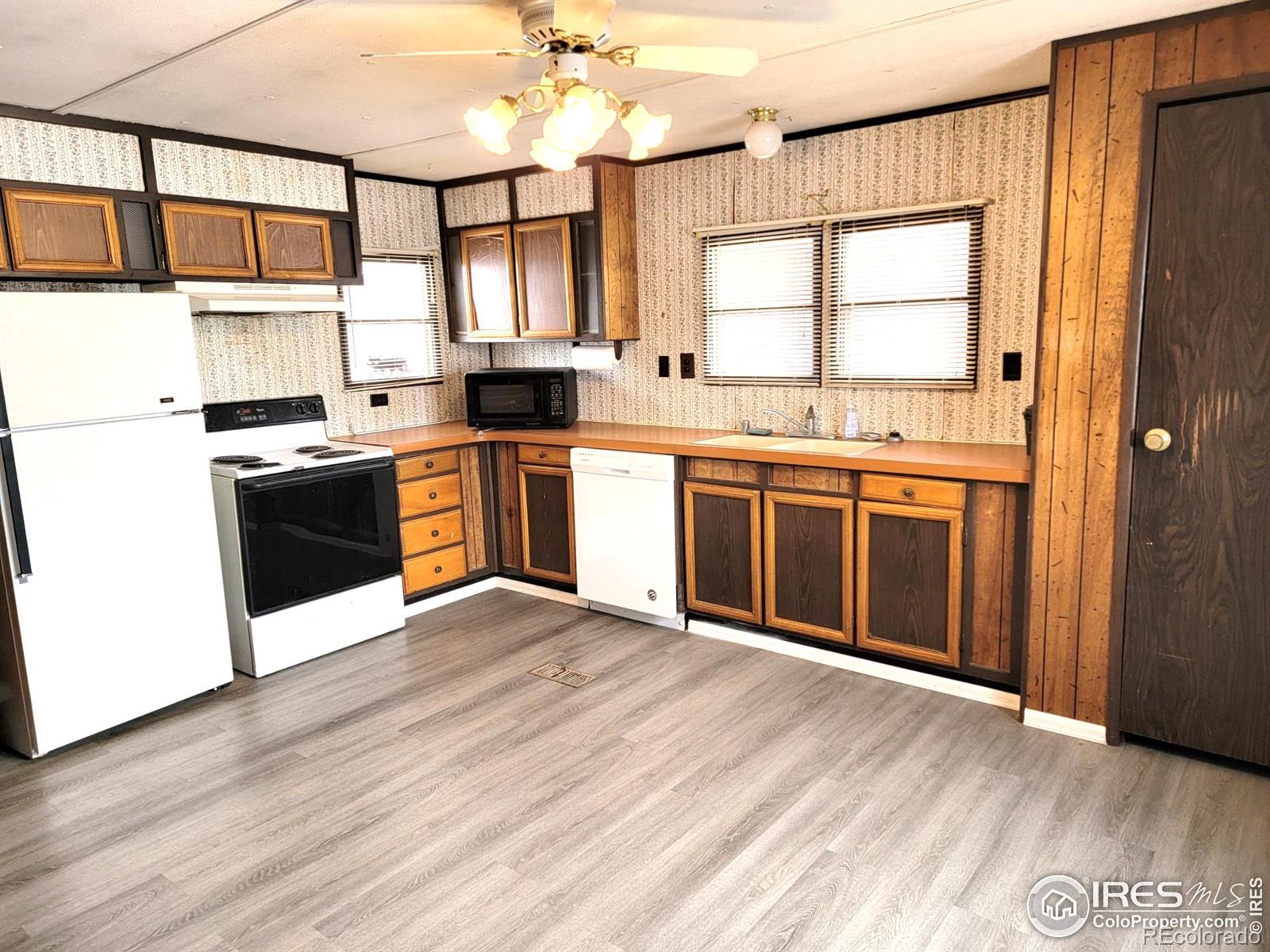 MLS Image #1 for 204 n washington avenue,fleming, Colorado