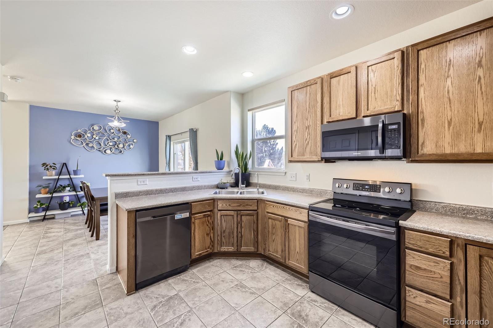 MLS Image #8 for 10551  revere court,commerce city, Colorado