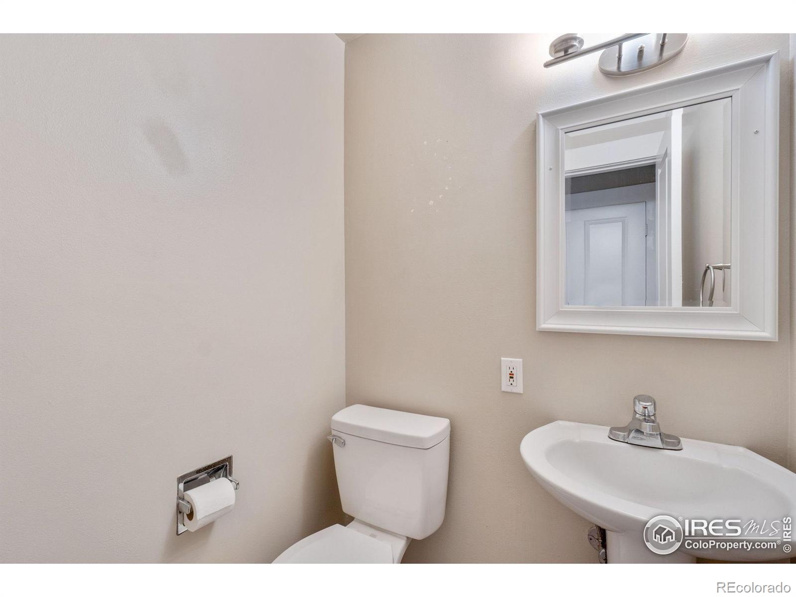 MLS Image #10 for 221  chestnut street,windsor, Colorado