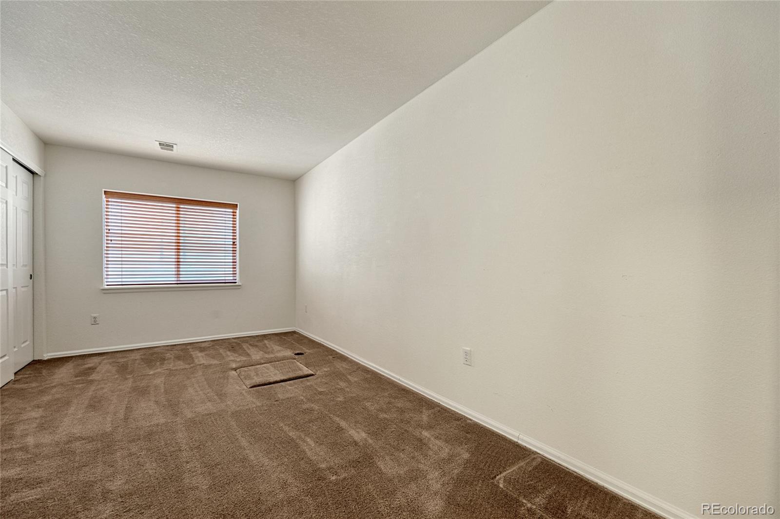 MLS Image #25 for 22380 e heritage parkway,aurora, Colorado