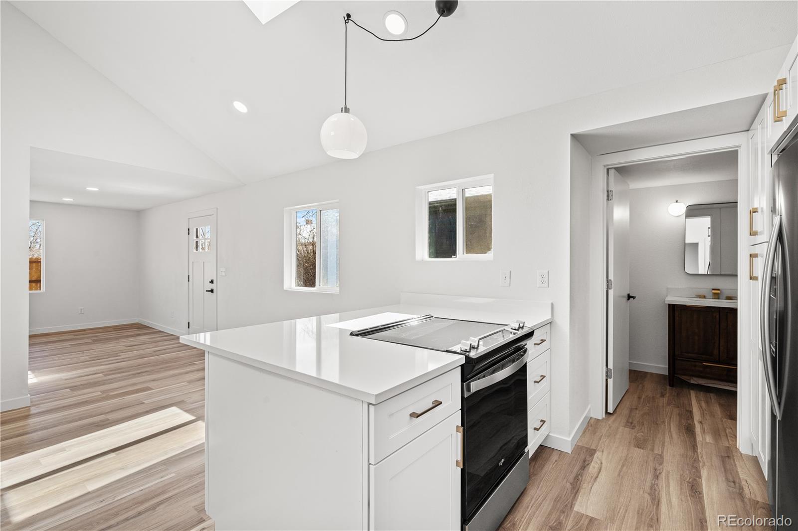 MLS Image #22 for 469 s perry street,denver, Colorado