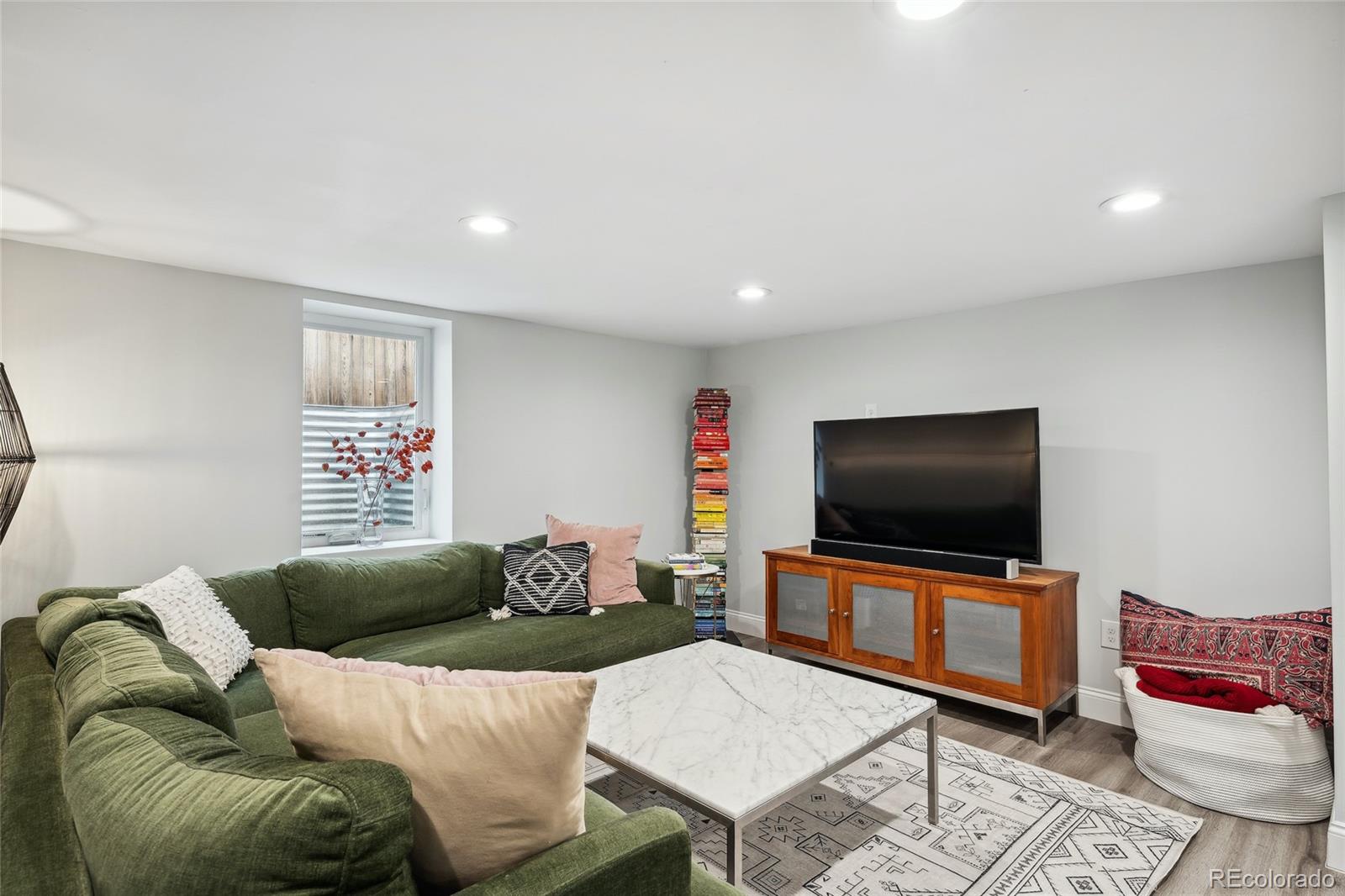 MLS Image #22 for 1591  holly street,denver, Colorado