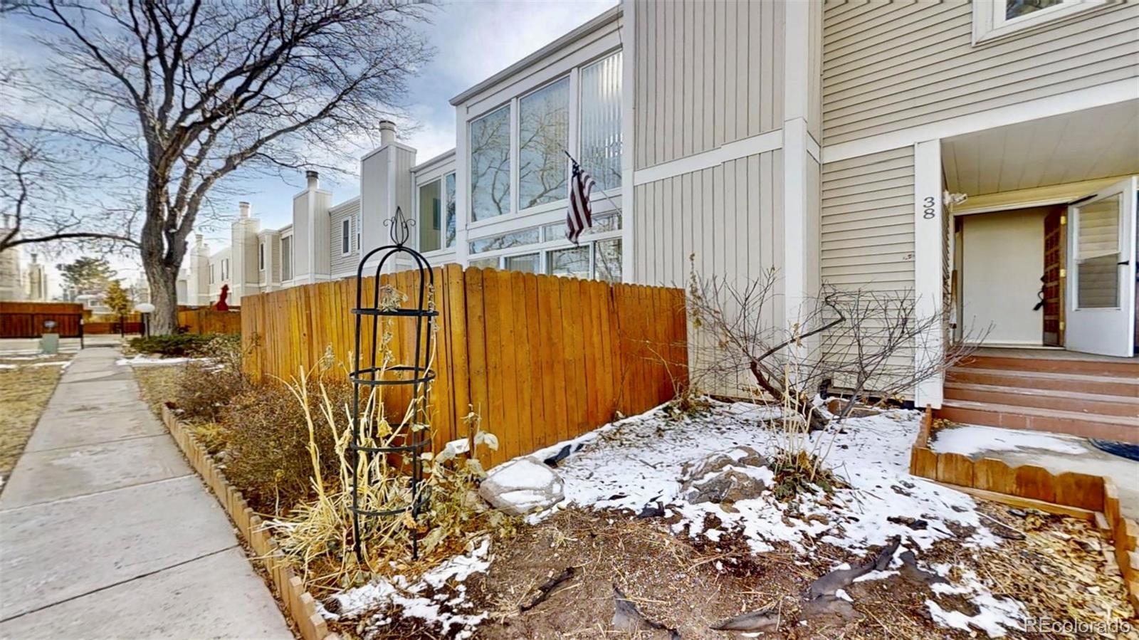 MLS Image #27 for 1050 s monaco parkway 38,denver, Colorado