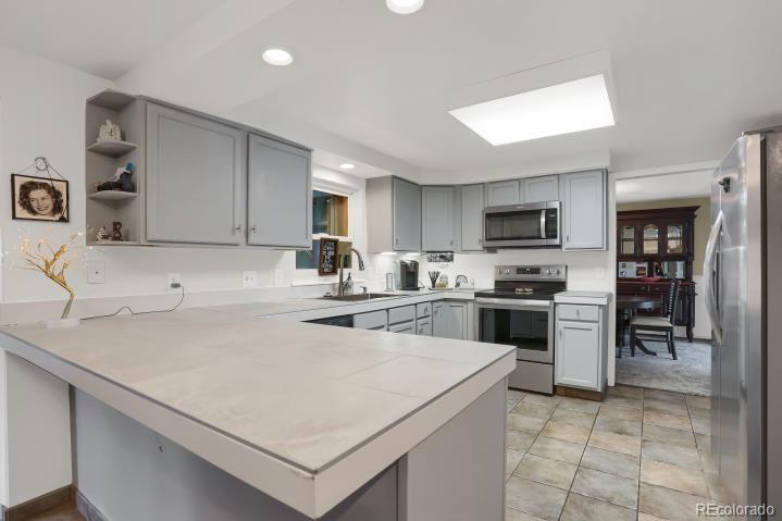 MLS Image #7 for 3241 s krameria street,denver, Colorado