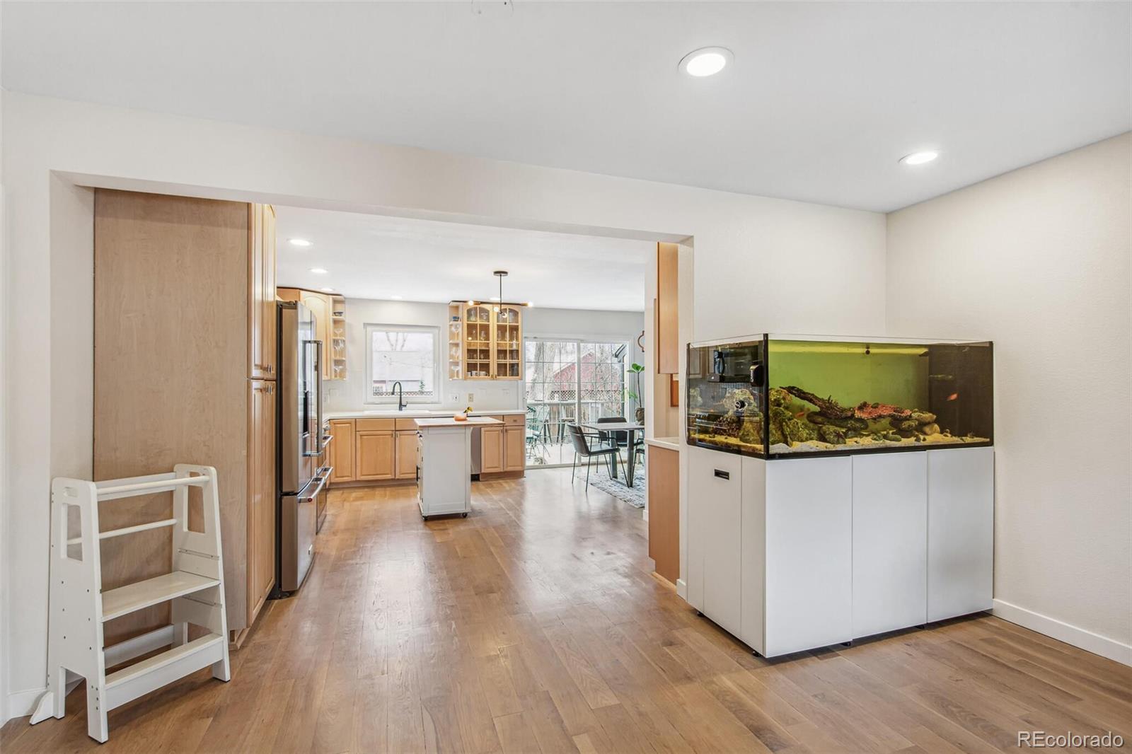 MLS Image #7 for 2202  dover street,lakewood, Colorado