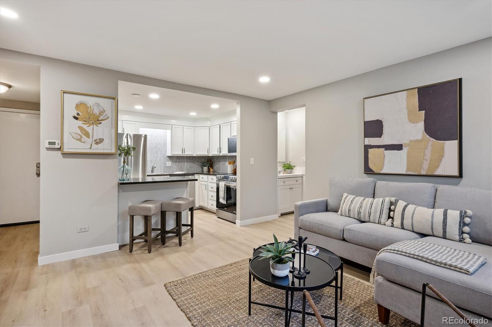 MLS Image #5 for 937  clarkson street 101,denver, Colorado