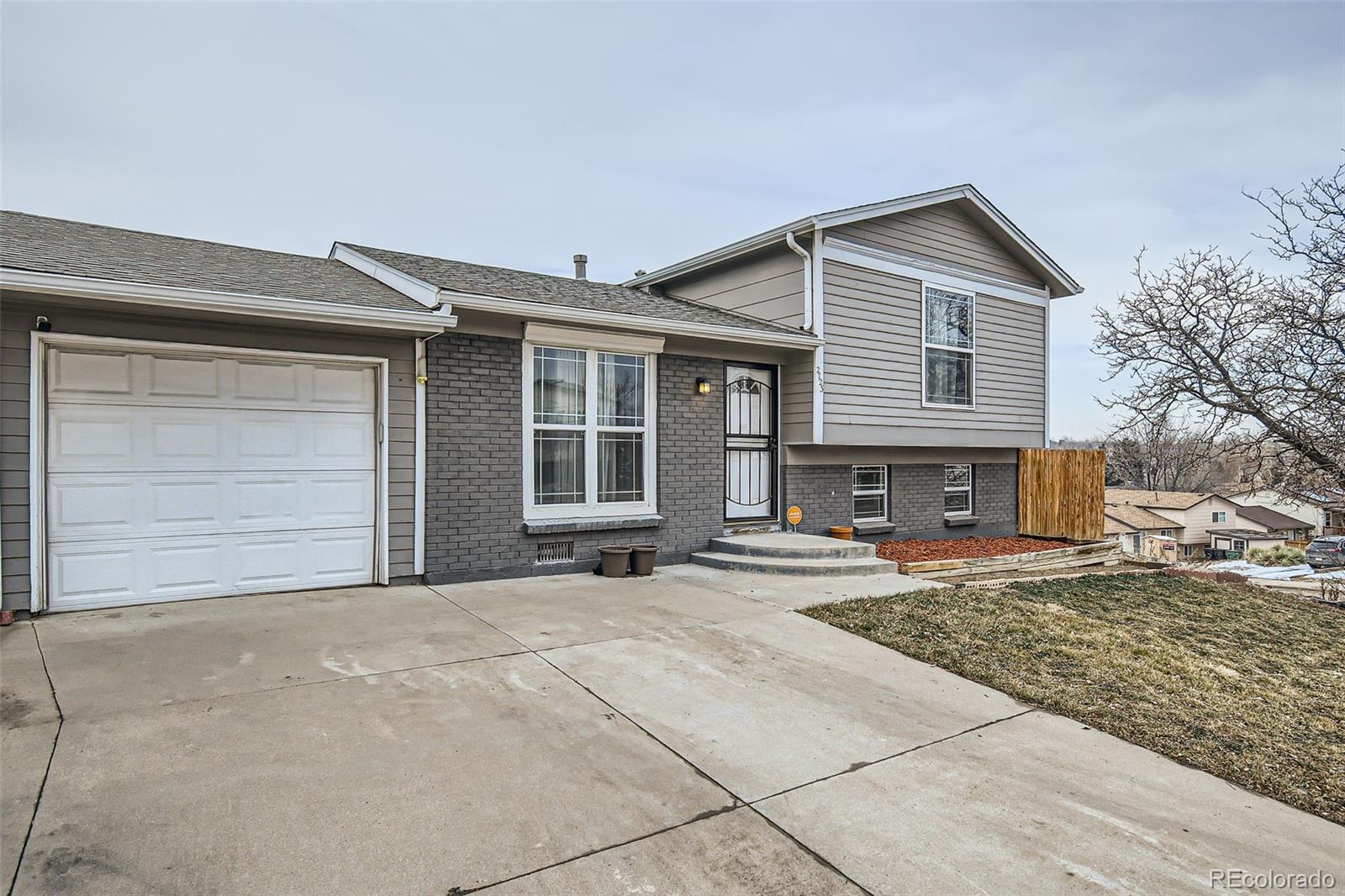 MLS Image #2 for 2723 e 96th way,thornton, Colorado