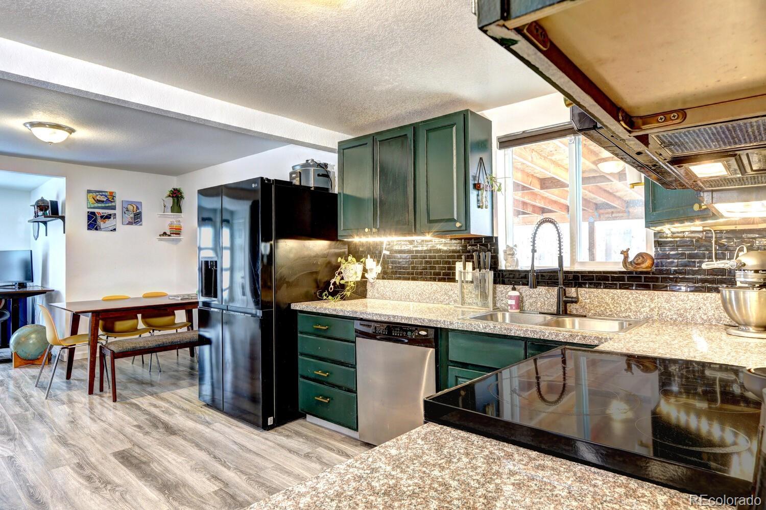 MLS Image #14 for 2852 w ellsworth avenue,denver, Colorado