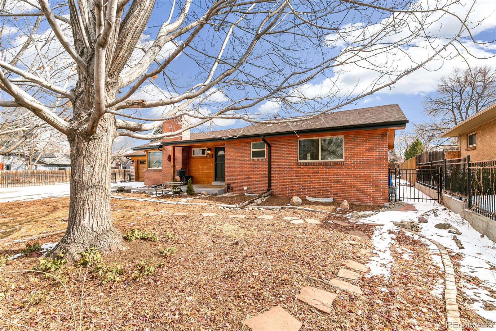 MLS Image #46 for 2700 s high street,denver, Colorado