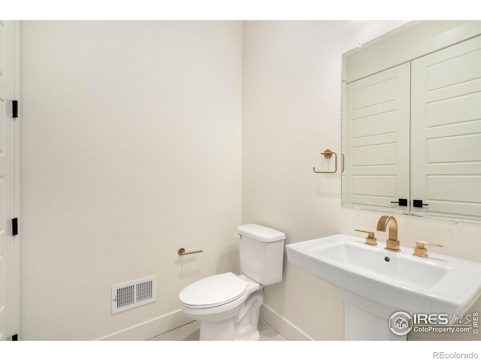 MLS Image #15 for 1835  morningstar way,fort collins, Colorado