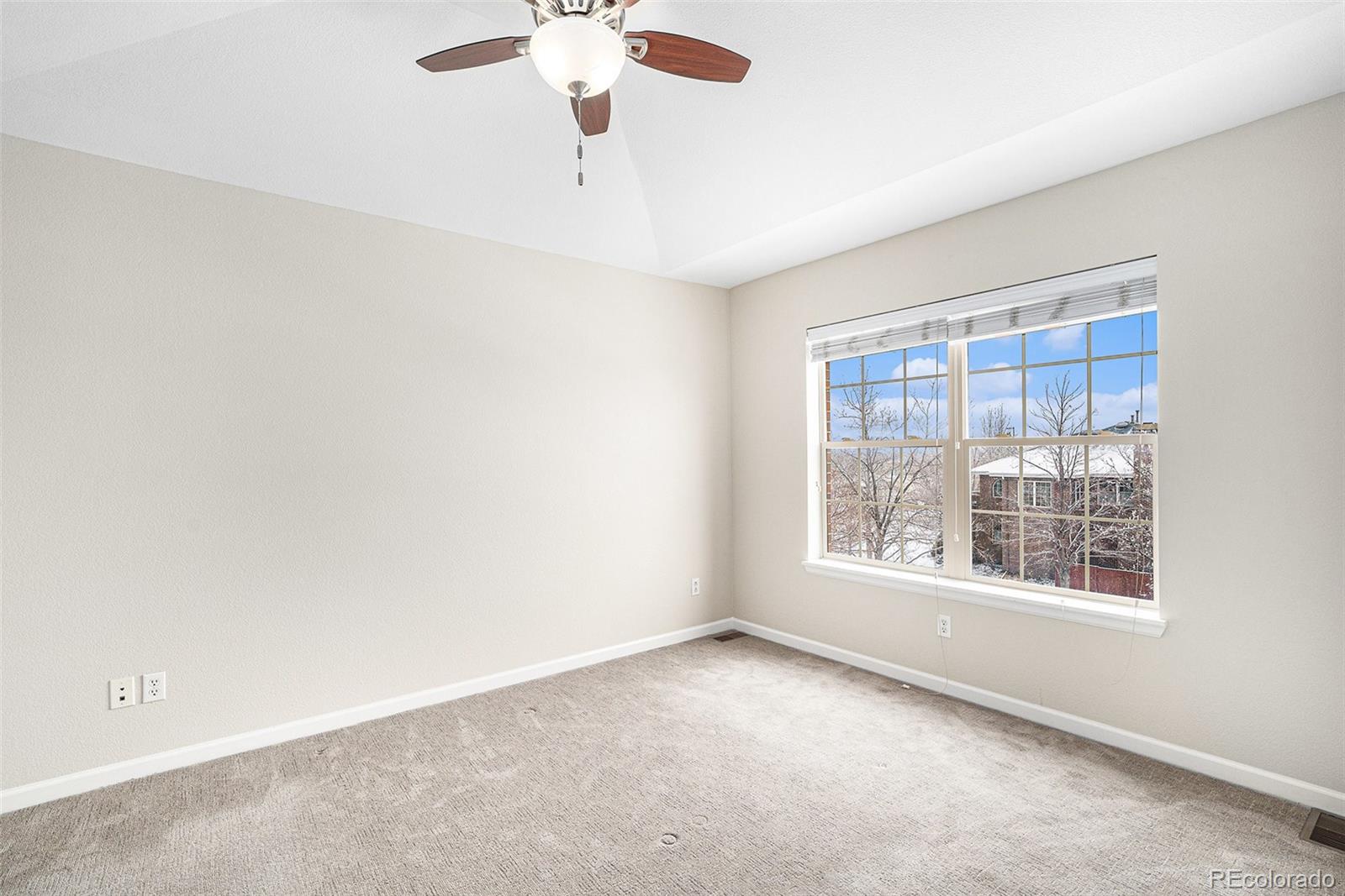 MLS Image #15 for 755  roslyn street,denver, Colorado